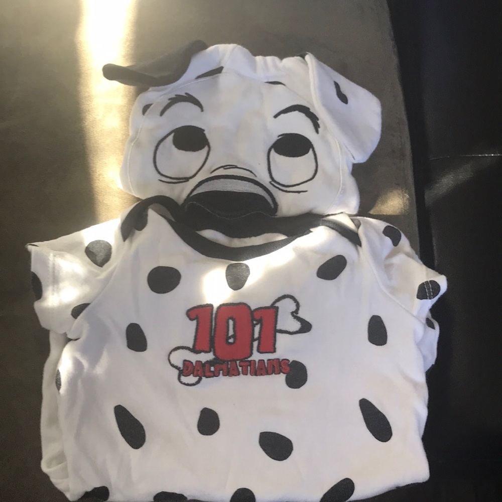Super cute Disney matching set!